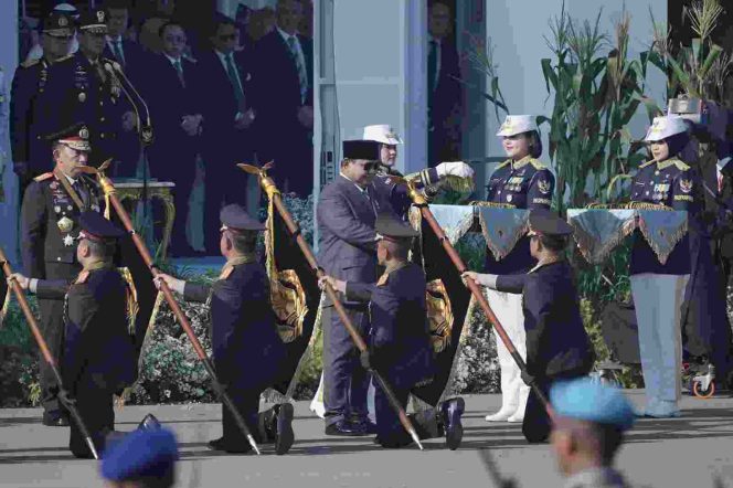 
					Kapolda Metro Jaya Terima Tanda Kehormatan Nugraha Sakanti dari Presiden RI