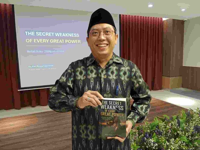 
					Dr. Eko Surya Lesmana Luncurkan Buku Kedua “The Secret Weakness of Every Great Power”:  Refleksi Pemikiran, Bangun Integritas Generasi Muda dan Kepercayaan Publik pada Pemimpin