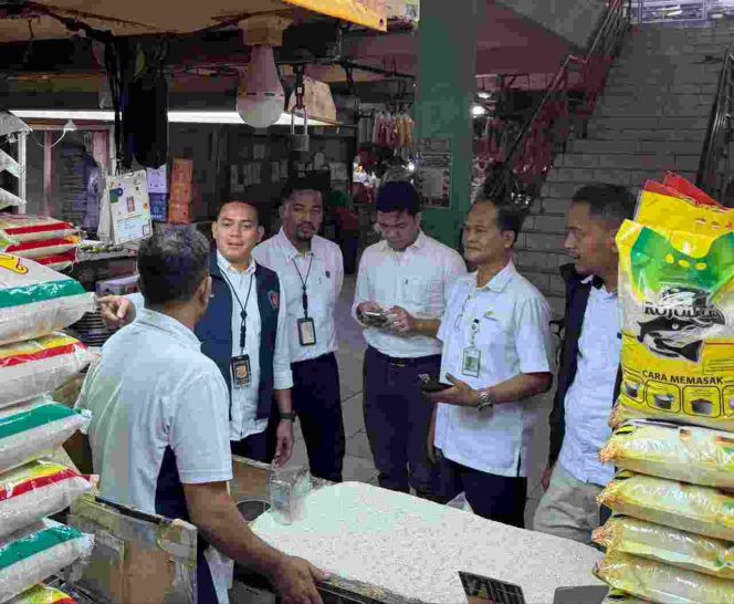 
					Satgas Pangan Polda Metro Jaya Cek Harga Beras di Pasar Tradisional Ciracas dan Retail Modern