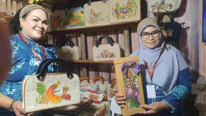 
					Dekranasda Manokwari Dorong Produk Akar Wangi Tembus Pasar Lebih Luas